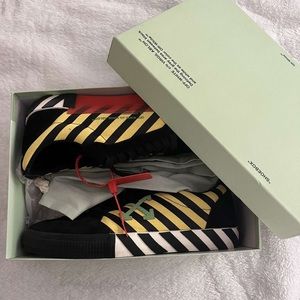 OFF-WHITE c/o Virgil Abloh Yellow Green Low Vulcanized Sneakers Size 12.5